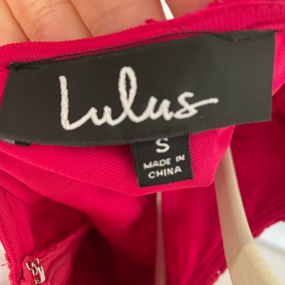 NWT LuLu’s Right Sheer, Right Now Magenta Lace Bodycon Dress Size Small - Picture 2 of 4